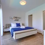 Cordis By Interhome