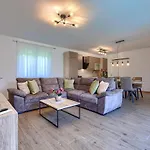Cordis By Interhome Tatil Evi Pula