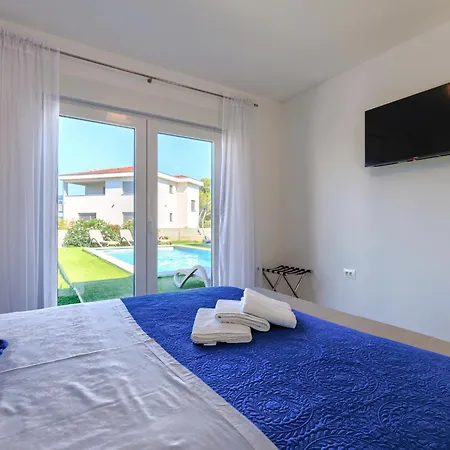 Dom wakacyjny Cordis By Interhome