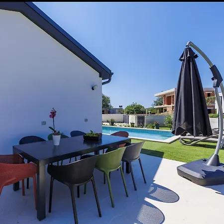 Dom wakacyjny Cordis By Interhome *