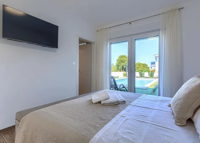 Feriehus Cordis By Interhome Pula