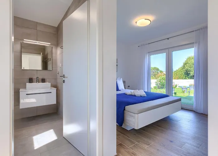 Cordis By Interhome Pula